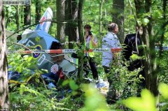 波兰一架老式飞机坠毁 飞行员死亡