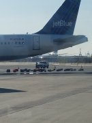 有诈弹？有异味？捷蓝航空在美一机场连出状况-哈萨克斯坦的空运