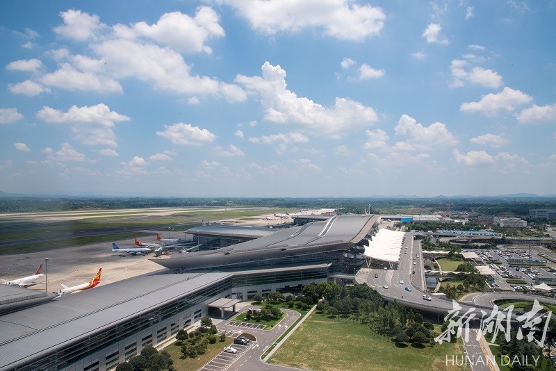 湖南长沙黄花机场：湖南从这里飞向世界