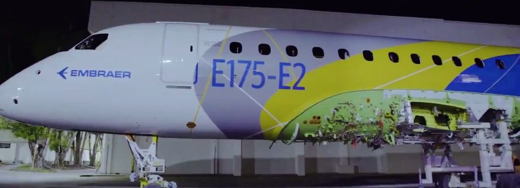 巴航工业首架E175-E2原型机完成喷涂