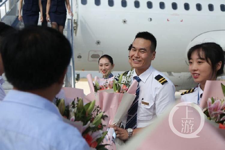 巫山机场正式通航 重庆主城直飞巫山只需50分钟-阿联酋的空运