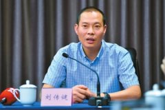 “英雄机长”:热爱飞行事业 条件允许会飞到60岁-沙特的空运