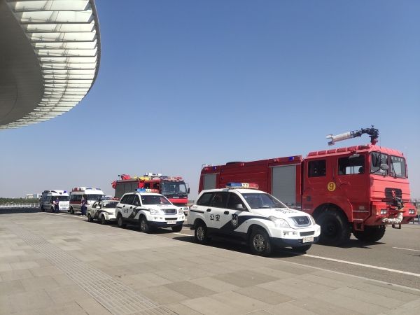 鄂尔多斯国际机场开展2019年度反恐演练-约旦的国际快递
