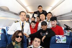《中国机长》原型:200多天后,川航机组再次起飞-青岛空运