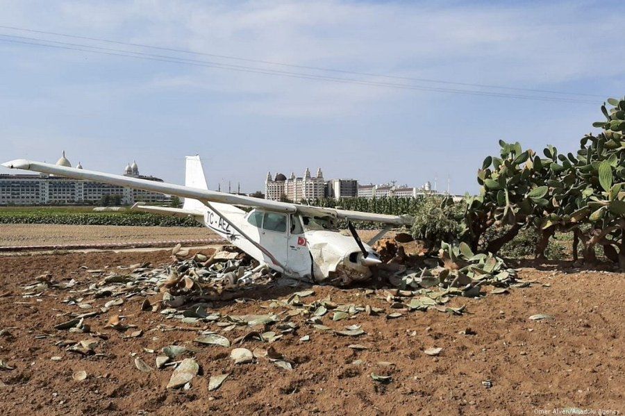 外媒：土耳其一架民航教练机坠毁 尚无伤亡情况