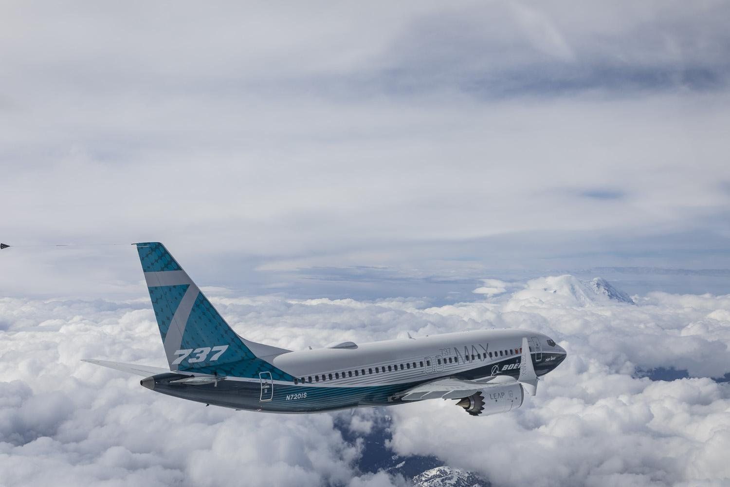 737MAX 7ԻٴڿսвԷ