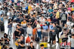 
深圳国际快递-10天运客1956万人次 广铁国庆黄金周运输再创历史新高