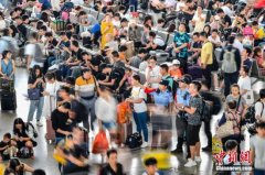 深圳国际快递-10天运客1956万人次 广铁国庆黄金周运输再创历史新高