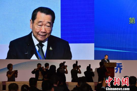 图为正大集团资深董事长谢国民演讲。　胡远航 摄