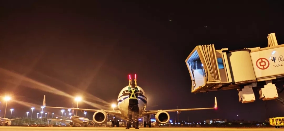 Ĵǹʿ-ڻ׼ңƵڻȡA320ϵзɻʸ