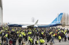 乌克兰航空价格-波音737 MAX 10首次亮相 预计明年首飞