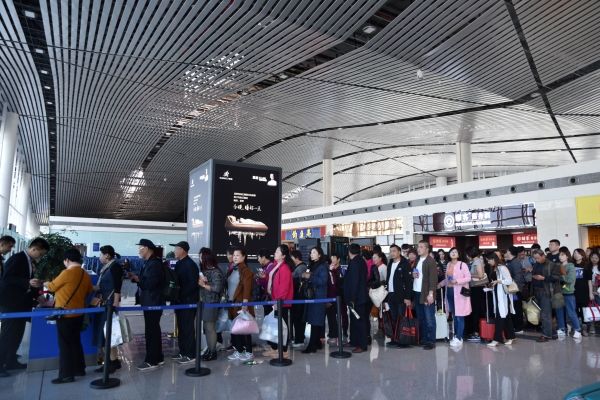 船期查询-茅台机场旅客吞吐量突破150万人次