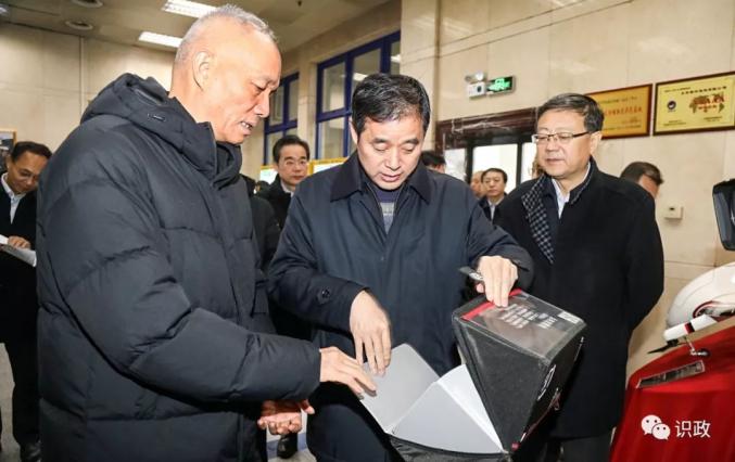 北京市委书记调研快递企业,叮嘱要做好一件事