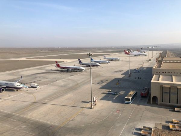 吐鲁番机场首次保障空客A330宽体客机