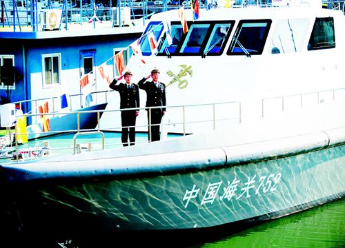 广州货运公司-黄岛海关配备全省首艘监管艇