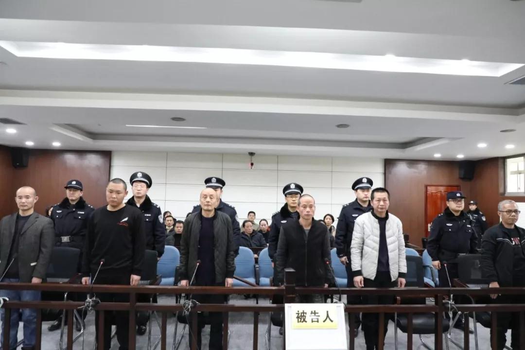 广州海运-“金海翔”轮事故庭审 船长等六人被究刑责