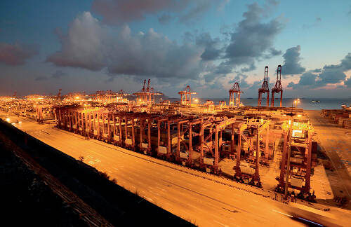 塞浦路斯-专家称陆家嘴航运金融规模难以匹配上海港吞吐量