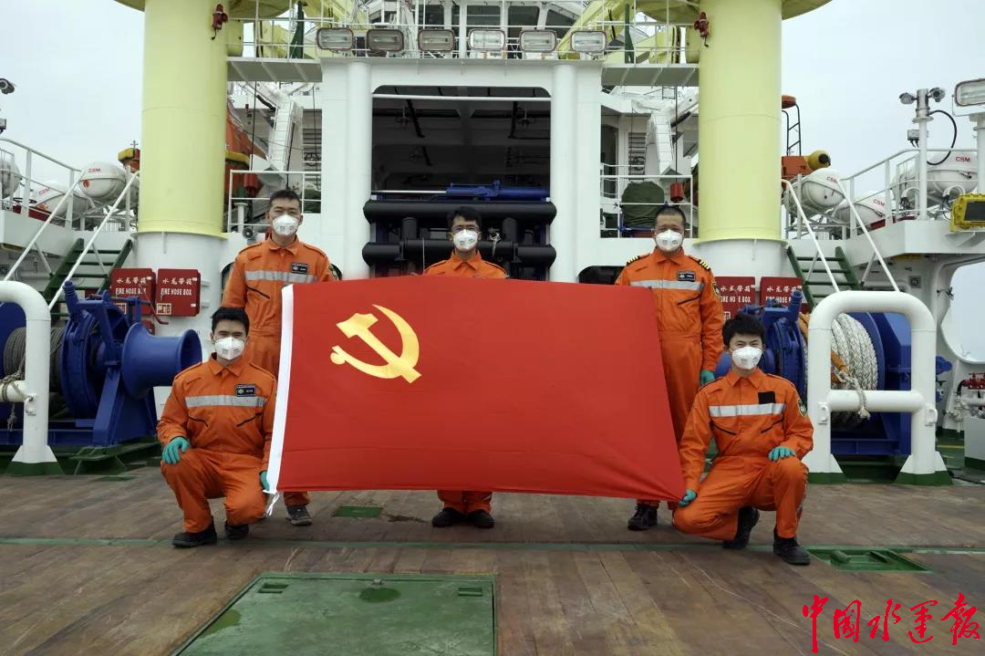 
fedex-“东海救151”轮：“岂曰无衣，与子同袍”