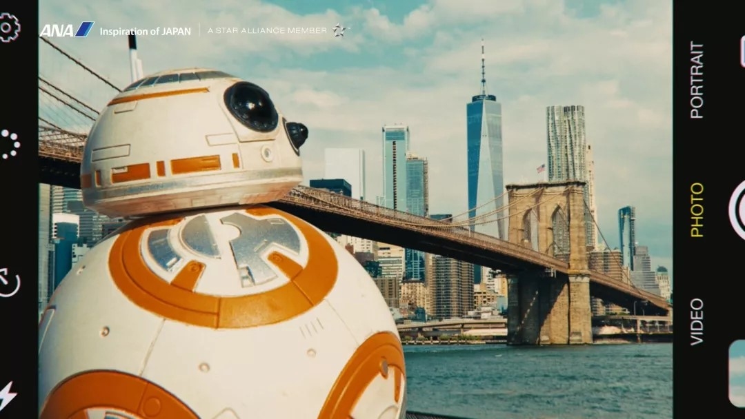 全日空最新宣传片：无论世界多么广阔，BB-8和ANA与你同在　摄影：截图