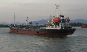船期查询-失踪泰国油轮被海盗劫持货物全掠