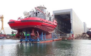 宁波海运公司-全球首艘LNG动力拖船下水