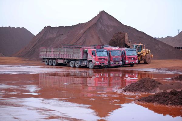 迪拜国际快递全球铁矿石发运总量大幅下降