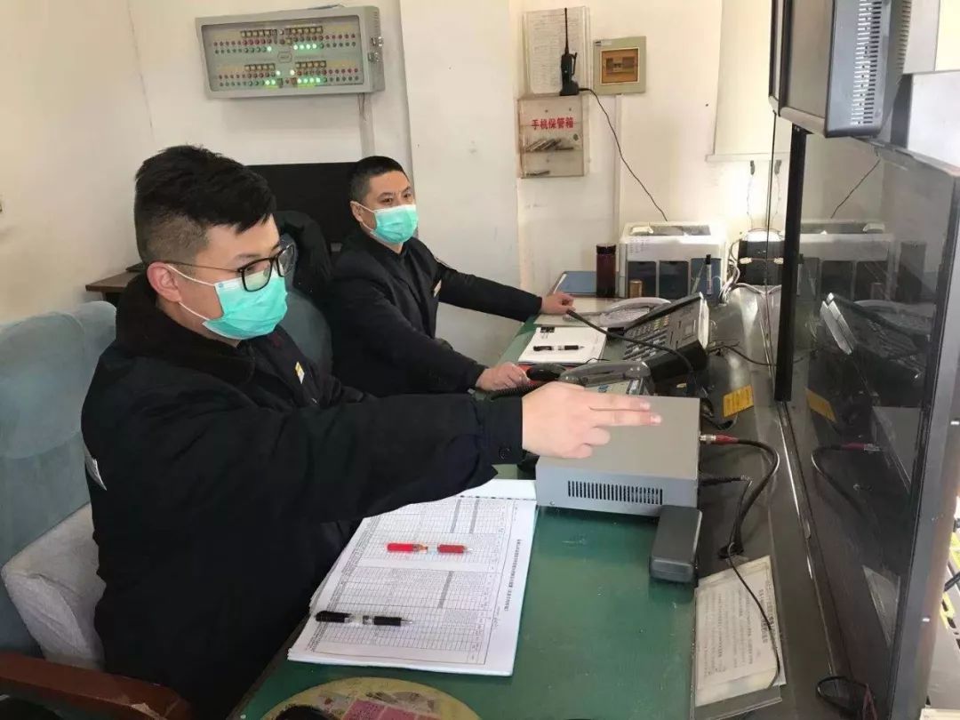 铁路快运民生物资 500吨牛奶今乘班列运抵武汉