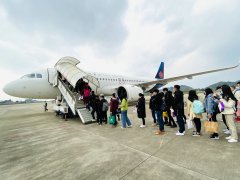 乌克兰航空价格-青岛航空硬核助力复工复产 75名务工人员顺利包机返青（附图