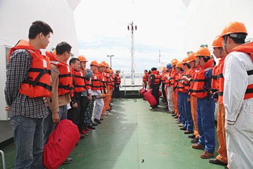 海运费-交通运输部：将有1万名中国籍船员下船休假 换班环节加强防控