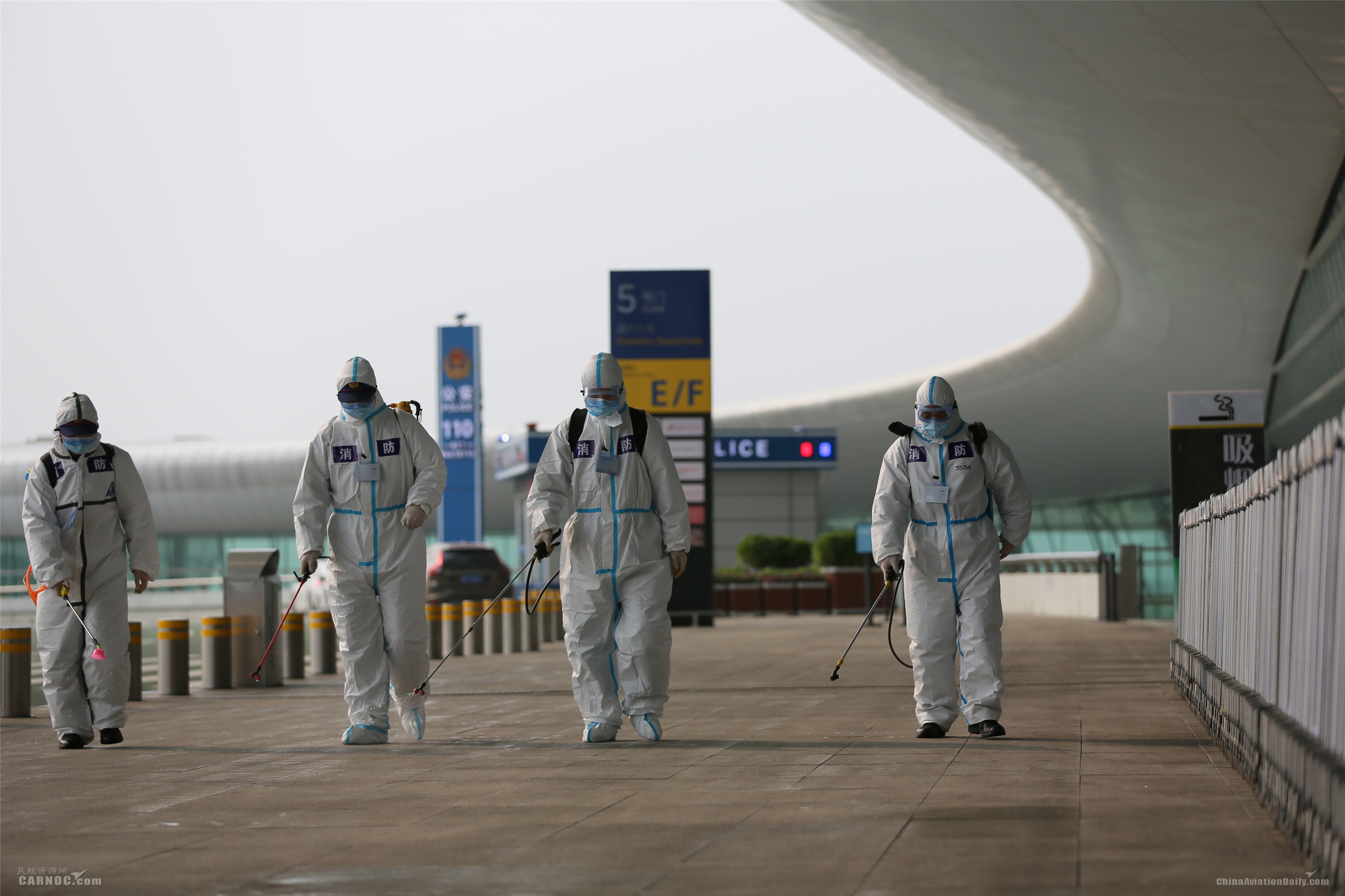 杭州国际空运运价表武汉天河机场今日进行封闭式卫生防疫消杀