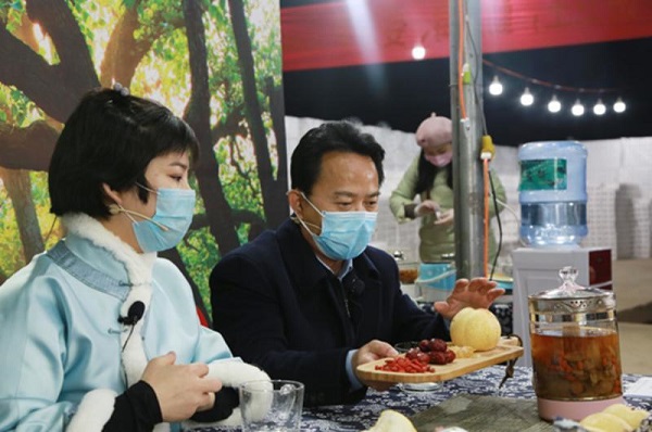 日均在途物流包裹超5000万个！“新商机”来了，“拼多多”拼了……