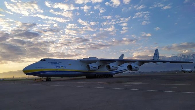 空运价格表视频:世界最大飞机an-225降落天津机场 将为波兰运送400吨