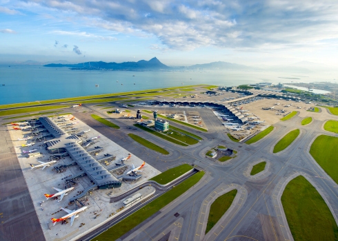 香港机场逐步恢复过境/转机服务 延长机场费用减免期限