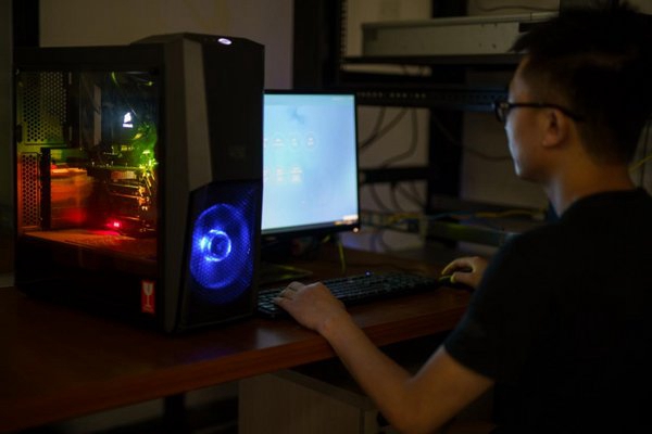 再刷世界记录 承启生物单机5分钟解码全基因组