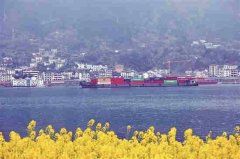 推动右江、红水河、柳黔江、桂江、左江、绣江等上游航道提等升级(含通航设