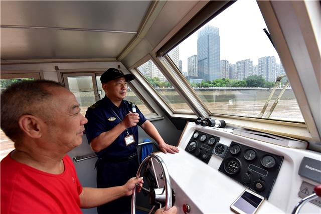  江津海事处执法职员正在巡逻
-泰国空运