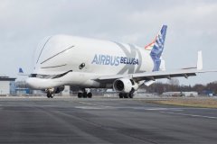 承担每周将空客全系列飞机的水平尾翼、A350飞机第19机身段和翼下蒙皮运往图卢