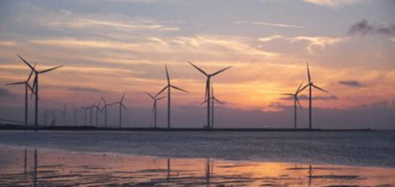 全国首个由地级市所属国有企业开发建设的海上风电场盐城国能大丰H5#海上风电项目在大丰港开工
-深圳空运价格查询