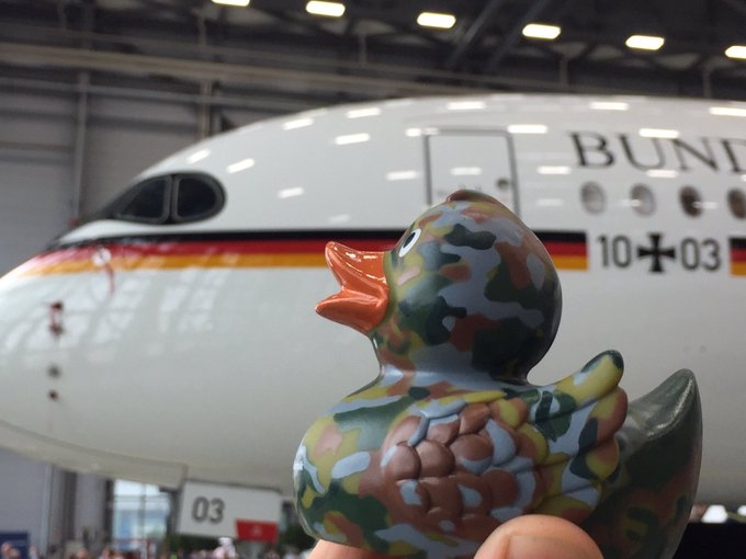 多图：全球首架A350政府专机交付德国 此前德国政府专机故障频发