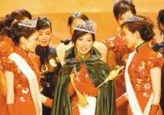 要有足够的心理准备面对三大名嘴曾志伟、李浩林、巫启贤的轮番考验
-沙特海