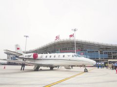 校验飞机飞临机场跑道
-海运价格
