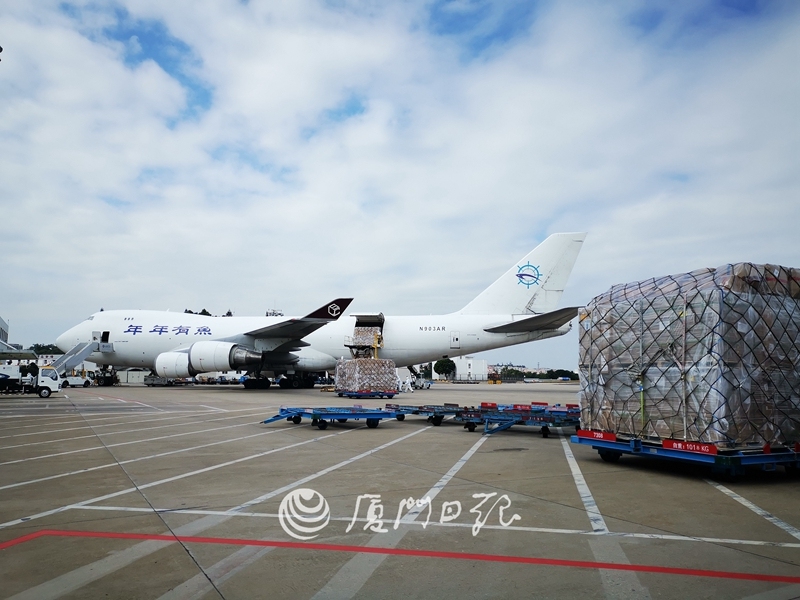 厦门—洛杉矶定期货运航线开通 计划执行约300个架次
-海运拼柜