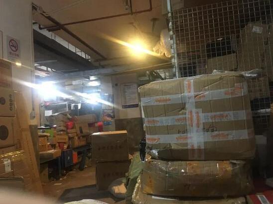 百世快递“站点老板跑路” 上海市民等了10天才收到快递