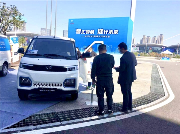 能装且方便家具搬运
-美国海派