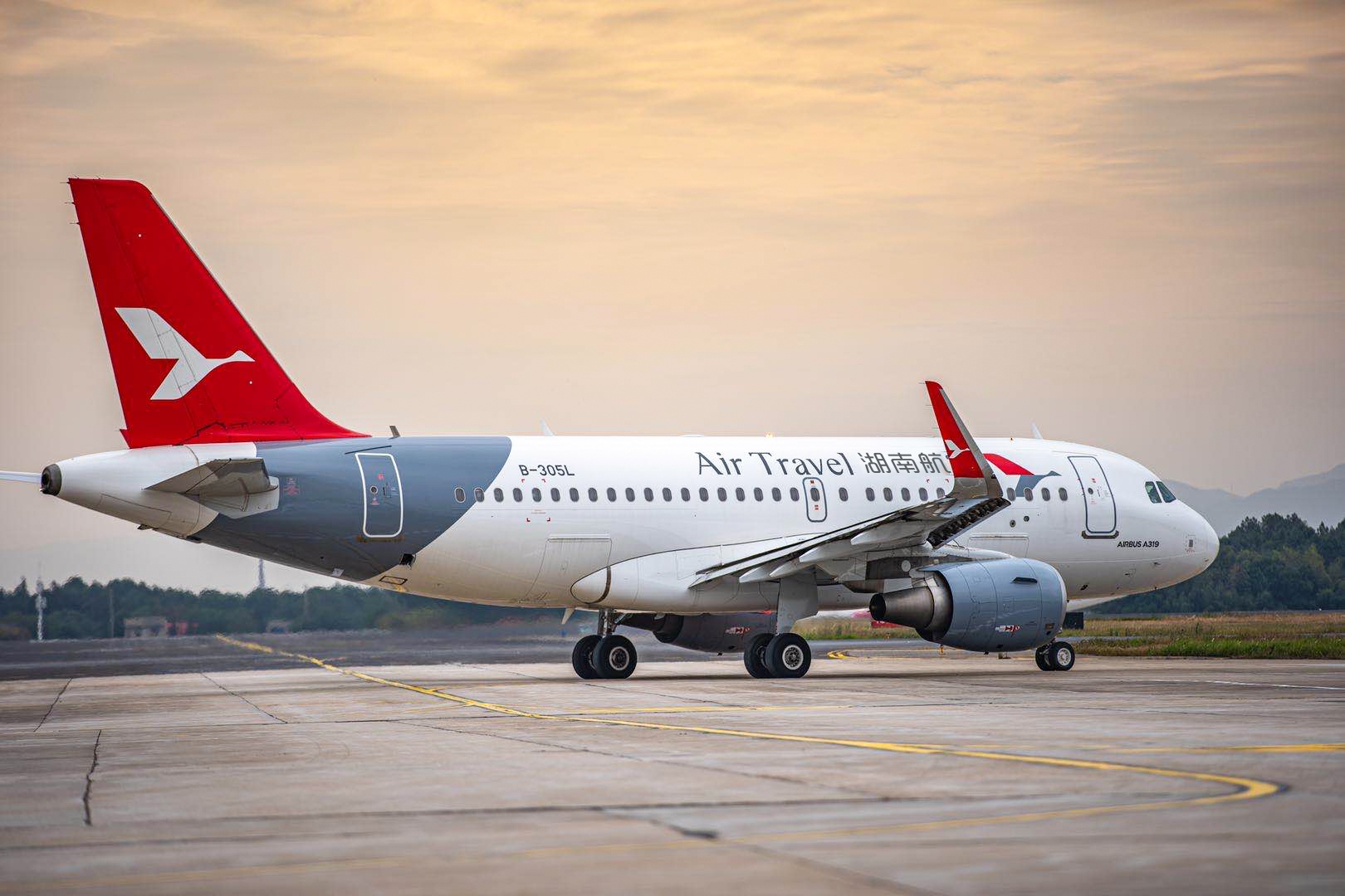旅客空中突发疾病 湖南红土航空航班备降救人