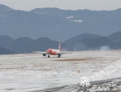 平稳降落！重庆仙女山机场正式通航
-中欧班列线路