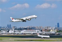 还引导广大旅客“中国那么大”还有很多魅力城市值得探寻
-中欧铁路路线