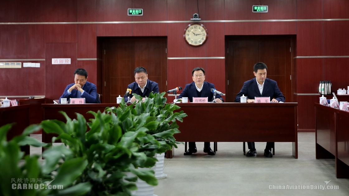 在各单位自审的基础上接受监管局预审计
-中欧铁路快线