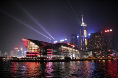 Pietraszkiewicz及其香港公司的任务就是在一年内建立起航运业务
-国际海运公司