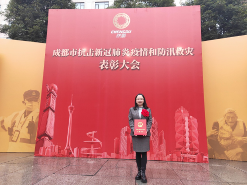 抗击疫情 我们在行动，德邦快递向成都双流区捐赠防疫物资
-中欧铁路货运
